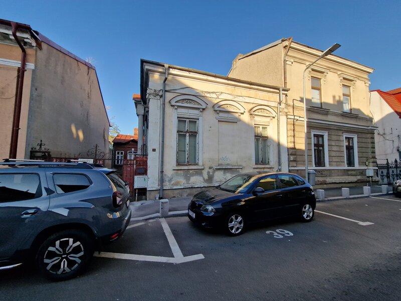 Gramont, adiacent primaria sector 4,