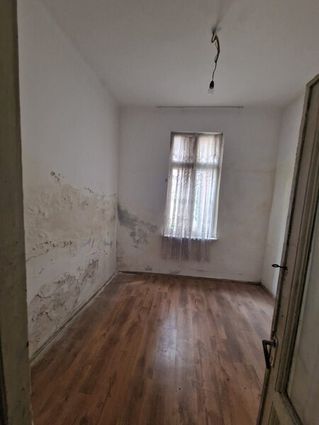 Gramont, adiacent primaria sector 4,