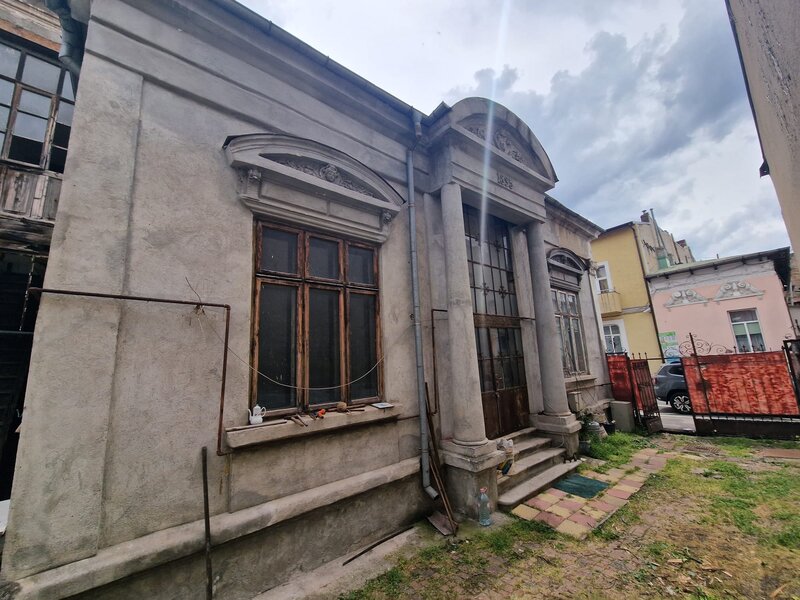 Gramont, adiacent primaria sector 4,